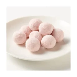 Muji Strawberry Boule de Neige